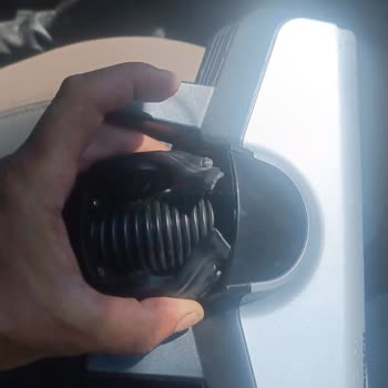 Bosch Dikey Süpürge Ucu Kırıldı Bu Kadar Çabuk Olamaz