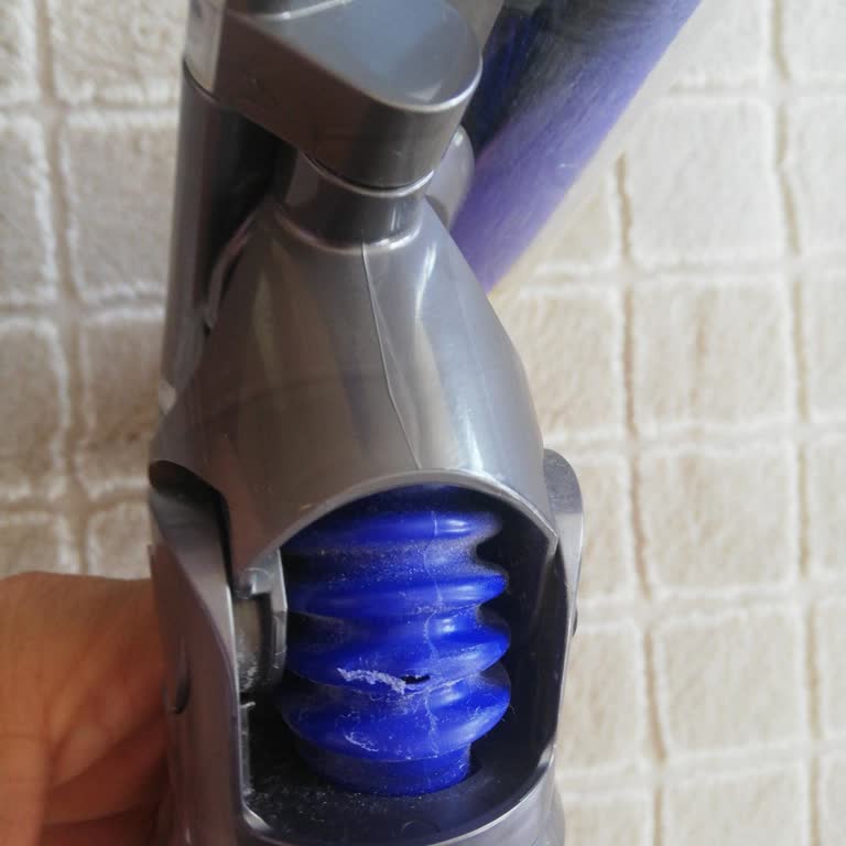 Dyson Müşteri Hizmetlerinin Müşteri İle Dalga Geçmesi