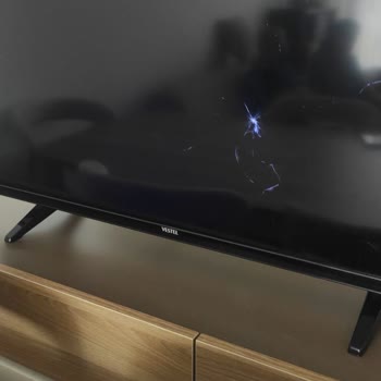 Taşpınar Alışveriş Merkezleri Taşpınar Mağazacılık Montaj Sırasında Televizyonumuzu Kırdı
