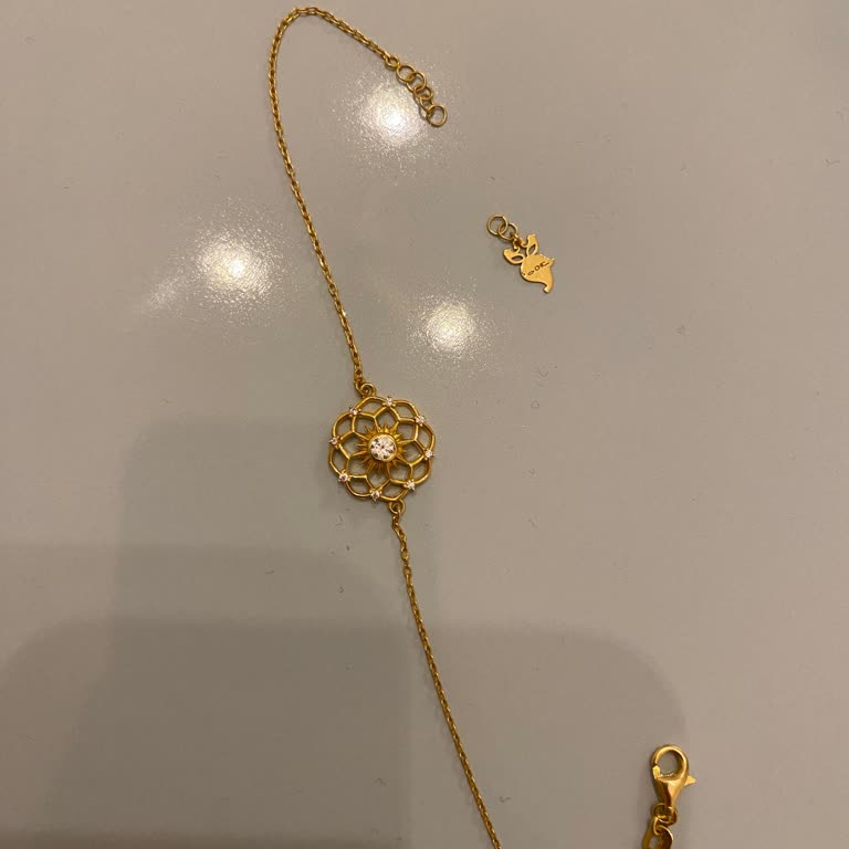 So Chic Kusurlu Ürünler Satıyor