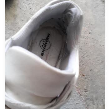 Deichmann Mağazası Yardımcı Olun