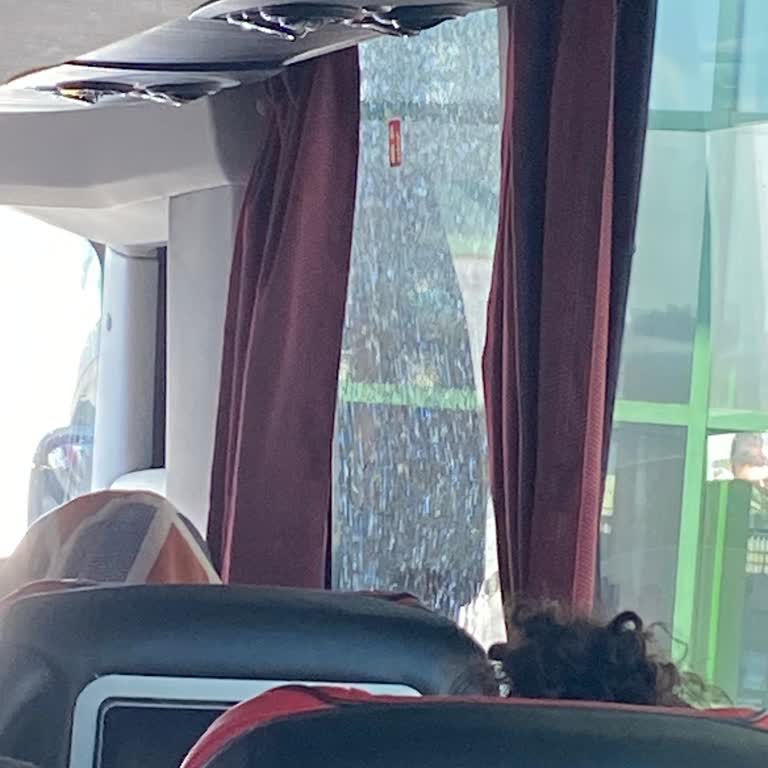Metro Turizm Otobüs Seferinde Büyük Gecikme Ve Kötü Durum