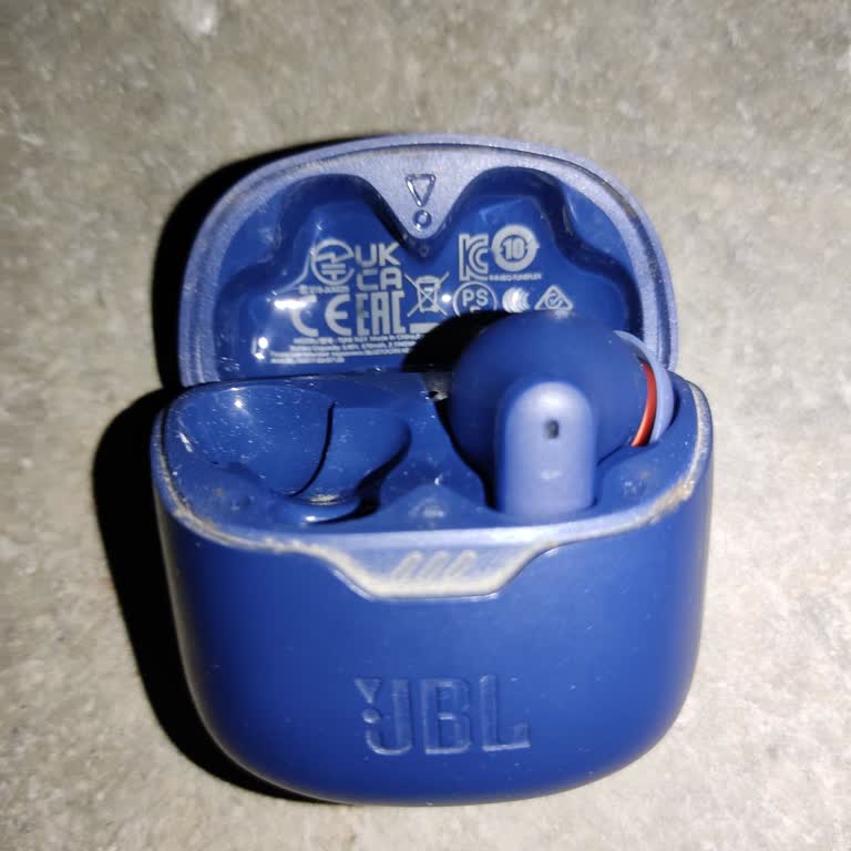 JBL Tune Flex Sağ Kulaklık Sürekli Olarak Sorun Yaratıyor