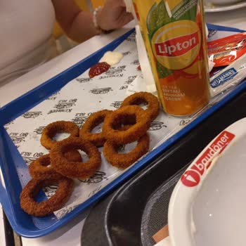 Kumrucu İso Antalya Erasta AVM'de Sipariş Ve Hizmet Sorunları