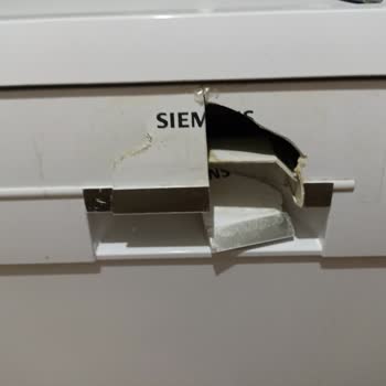 Siemens Bulaşık Makinesi Tutamağı Kırıldı
