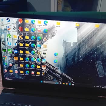 Elektrofoni HP Victus 16 Laptop Ekran Sorunu Ve Garanti Süreci