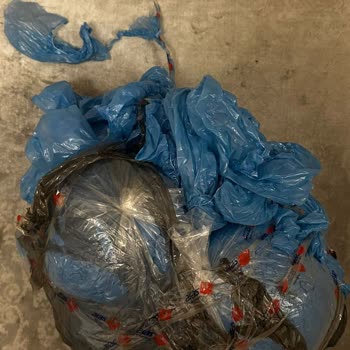 Taşınan Galoşların 1 Setine, Aras Kargo Tarafından Zarar Verildi