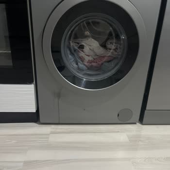 Beko Makine Üzeri Siyah Leke