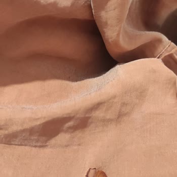 Manukanın Kalitesiz Kumaşları Mağdur Ediyor.