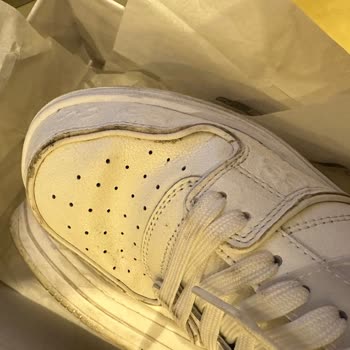 Jeanslab Guess Marka Sneakerların Kalitesi Ve İade Süreci Sorunu