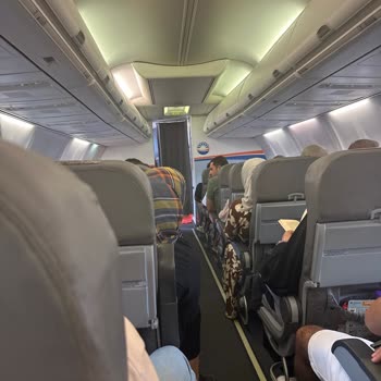 Sunexpress Sürekli Geç Hareket Ediyor İnsanları Mağdur Ediyor