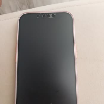 Media Markt Şanlıurfa Mağazasında İphone 13 Kılıfı Takma Sorunu