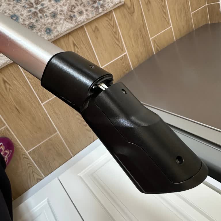 PHILIPS Ev Aletleri Philips Speed Pro Max Dikey Süpürge Plastik Aksam Sorunu