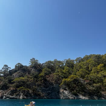 Jolly Tur'un Seçtiği Pis Otellerden Mantar Kaptım