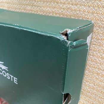 Occasion Lacoste Ayakkabının Kötü Paketlemesi