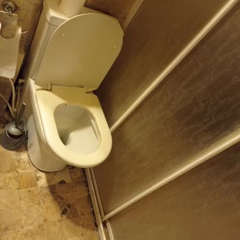 Tatilbudur Rezervasyon Hayal Kırıklığı: Banyo Ve Gürültü Sorunları