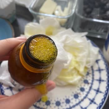 Argivit Vitamini Şişesini Açtığımızda Köpürdü