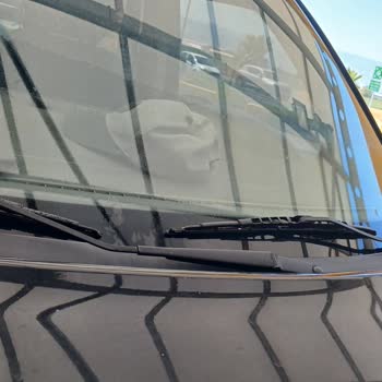 Opet'te Arabayı Yıkadım Kimyasal Vardı Köpükte Araba Kötü Oldu