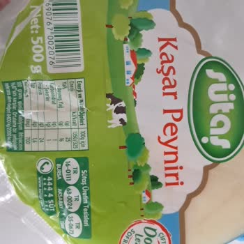 Sütaş Kaşar Peynirin İçinde Plastik Parça