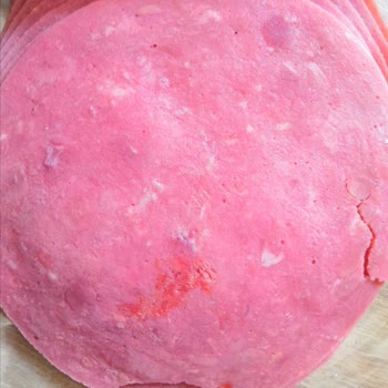 Polonez Dana Jambon Dilimlerinin Renk Değişikliği