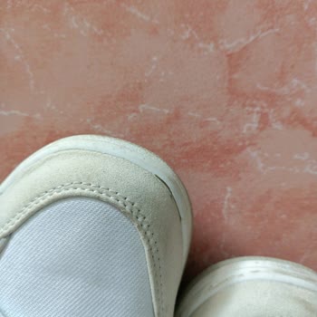 Beesttr Beest.tr Ayakkabı Defolu Geldi. İşletme Tarafından Engellendim