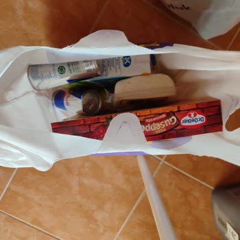 Getir Poşetimi Çalıp, Sipariş Verdiğim Ürüne Zarar Verdi