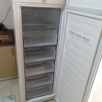 Simfer 6 Çekmece Derin Dondurucu Pişmanlık.