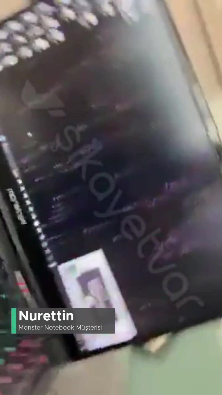 Monster Ekran Sorunu videonun kapak resmi