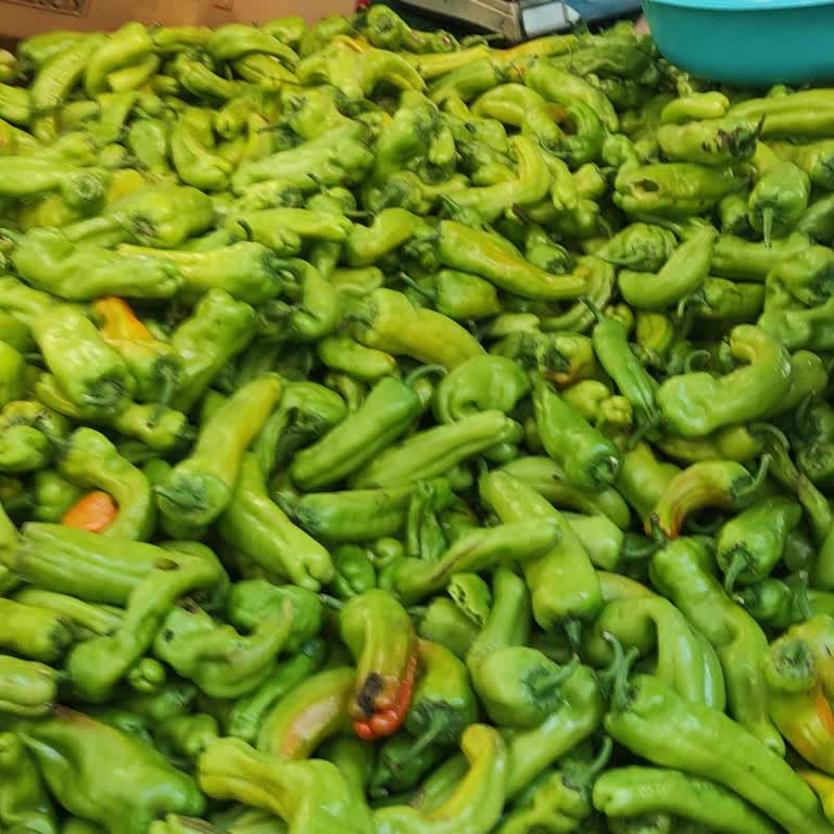 Esenyurt Belediyesi Semt Pazarlarında Zabıta İş Yapmaması