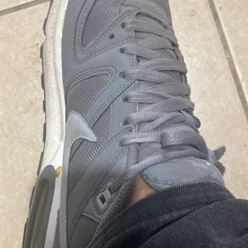 Nike Air Max In Tabanlar Parçalandı