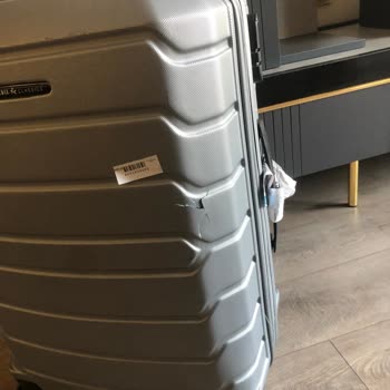 A Jet Hasarlı Bagaj