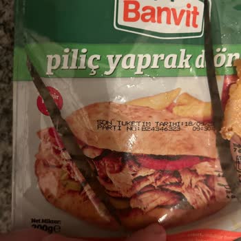 Banvit Pişmiş Tavuk Dönerin İçinden Çiğ Tavuk Çıktı.