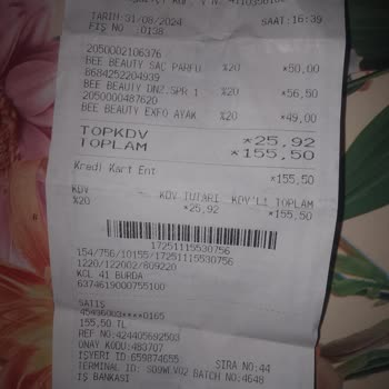 Kocaeli 41 AVM Gratis Kasa Personelinin Kaba Ve Saygısız Davranışı