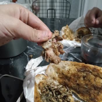 GetirYemek Hijyen Sorunu Ve Yanıt Eksikliği İle Karşılaşılan Kokoreç Siparişi