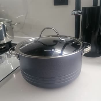 Korkmaz Mutfak Eşyaları Korkmaz Tencere Sapları El Yakacak Şekilde Isınıyor