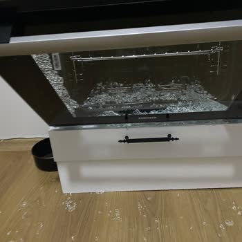 Kumtel Yeni Aldığım Fırının İç Camı Patladı Ve Müşteri Hizmetleri Yetersiz