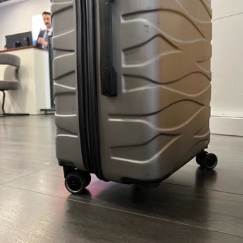 THY Ve Aır Albenia Valiz Hasarı