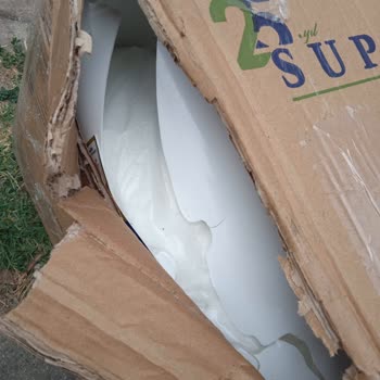 MNG Kargo Kırık Dökük Teslim Ediyor