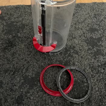 Dyson V15 Hazne Lastiği Yerinden Çıktı