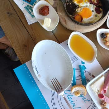 No:03 Fırından Yeni Kuru Peynir Pişmeyen Yumurta