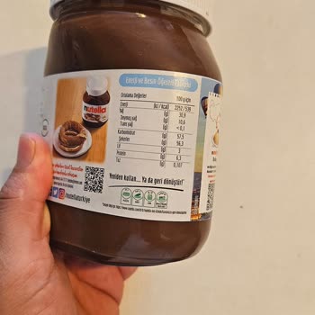 Nutella Değil Çikolata İle Alakası Yok.