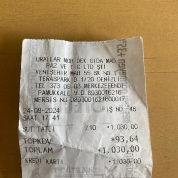 Özsüt Mağazadan Aldığım Tatlıda Yabancı Cisim Çıktı