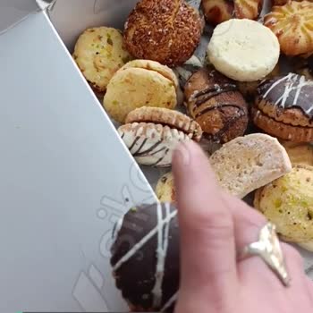 Tatbak Kurabiyesinin İçinden Saç Çıktı!