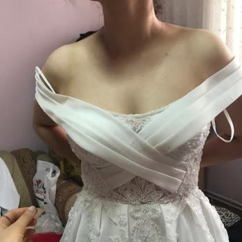 Duygu Gelinlik Gelinlik Modeli Hakkında