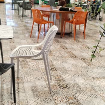 Westpark Outlet AVM Westpark Yemek Yeme Bölümü Kediler.