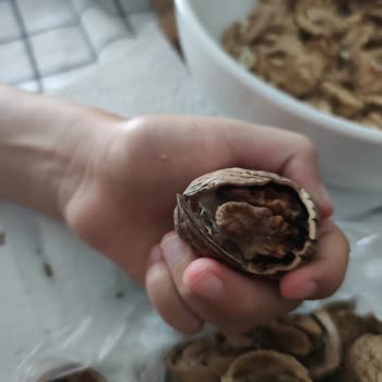 Altunbilekler *"Satın Alınan Ceviz Ürününün Kalitesi Hakkında Şikayet"**