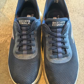 Boyner 2 Ay Kullanmış Olduğum Ayakkabımın İç Astarında Yırtık Oluştu.