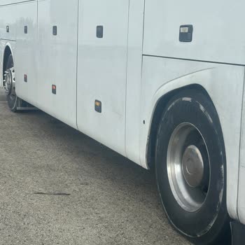 Metro Turizm İki Lastiği Arızalı Aracı Yola Çıkardı