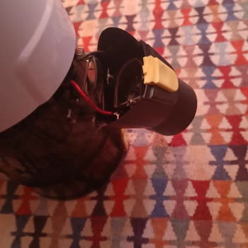 Fakir 4048 Şarjlı Dikey Süpürge Toz Haznesi Boru Girişi Dağıldı