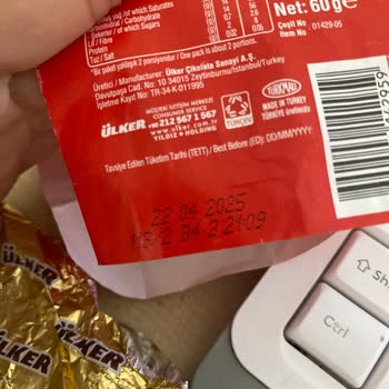 Ülker Sütlü Çikolata Form Bozukluğu